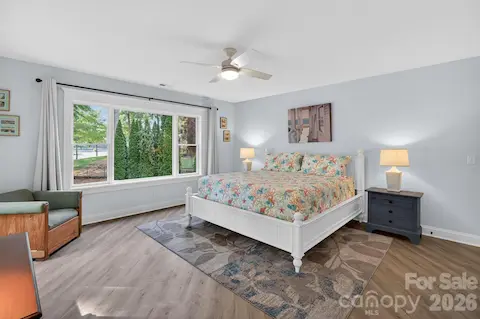 Basement Bedroom / Bedroom 5