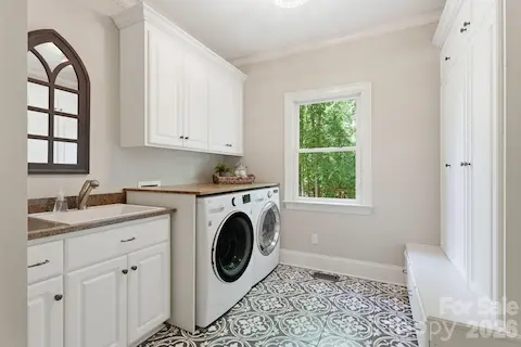 Main level laundry