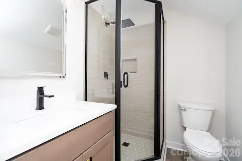 En-Suite Bath