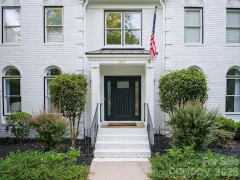 Porch / Entry