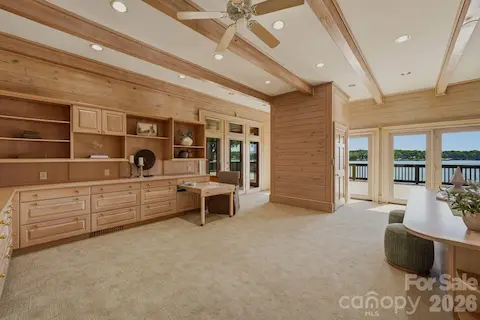 Lakeview Studio