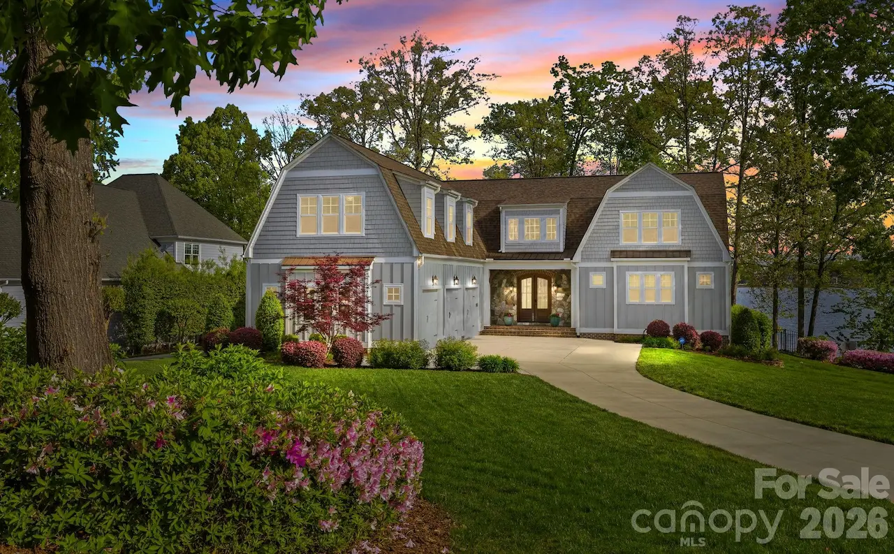 20727 Pointe Regatta Drive, Cornelius, NC