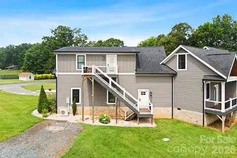 Rear view with VRBO entrance.