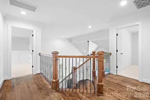Hardwoods in Landing