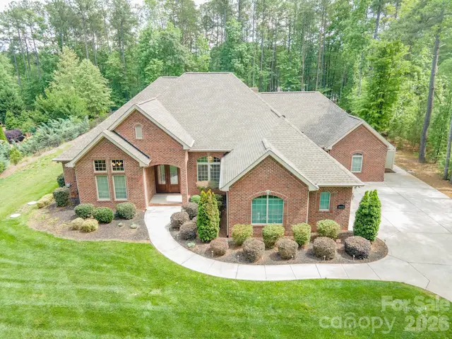 6410 Harbor Oaks Drive, Denver, NC