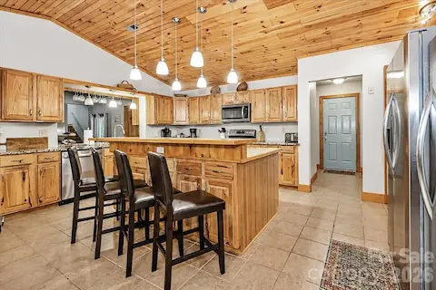 Kitchen main level