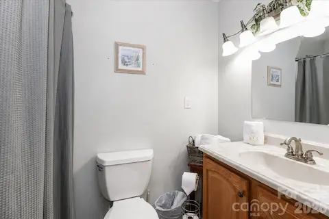 full bath main level