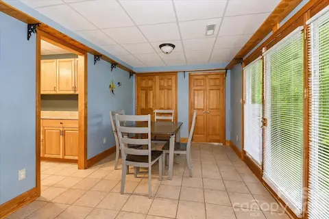 dining area basement