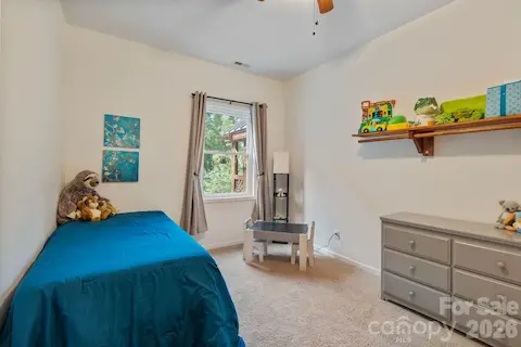 Cottage bedroom