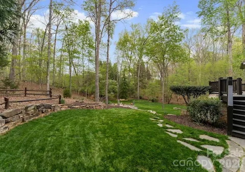Terraced yard