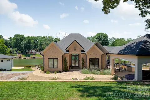 Home with guest quarters and dock