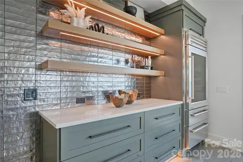Lake Room Bar/Kitchen w/ Subzero Fridge