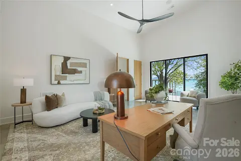 Office/opt. 6th Bed