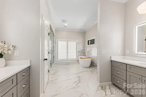 Primary Bedroom Ensuite