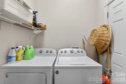pool house laundry