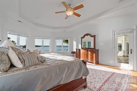Bedroom #3 - Views!