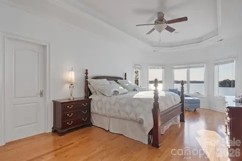 Bedroom #5 - Views!