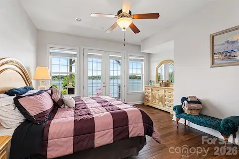 On Suite Guest Room-Basement