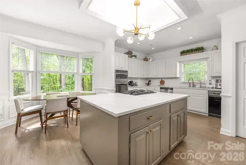 Breakfast nook