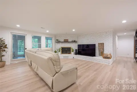 Bonus area on lower level