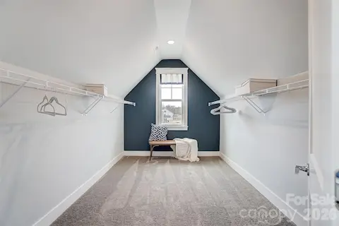 Walk in Closet