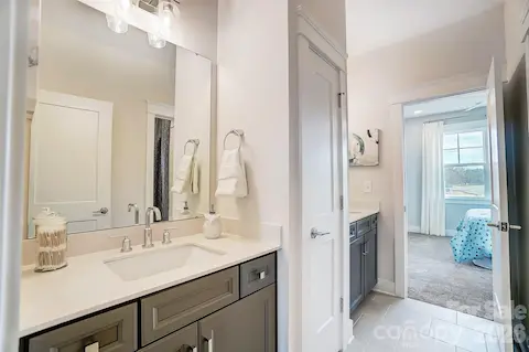 Jack and Jill Bath