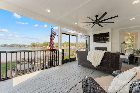 Screened Porch
