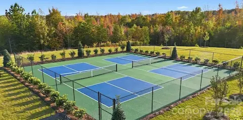 Pickleball Courts