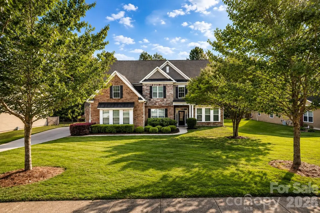2412 Hamlet Court, Matthews, NC