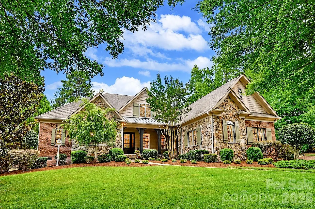 508 Hideaway Ridge Court, Matthews, NC