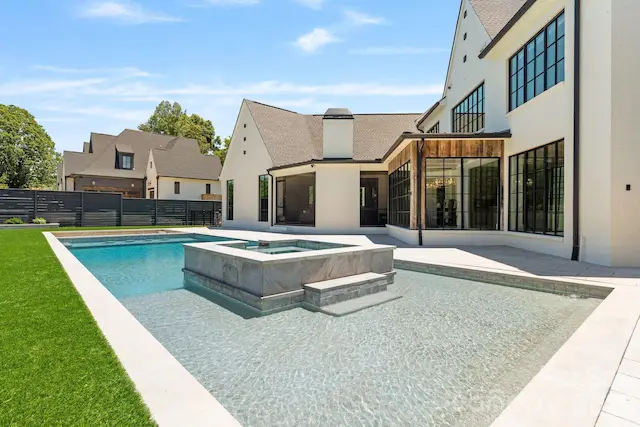 20218 Rainbow Circle, Cornelius, NC