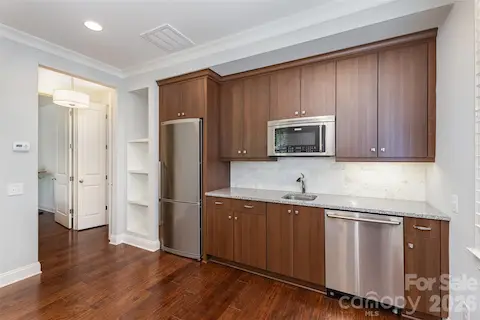Main Level Flex Space with kitchenette/bedroom/private bath
