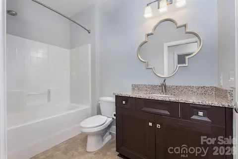 Upstairs hall bath