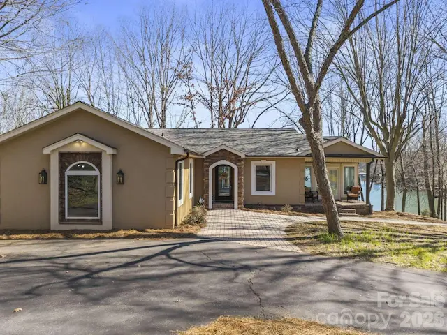 4448 Hill Street, Sherrills Ford, NC