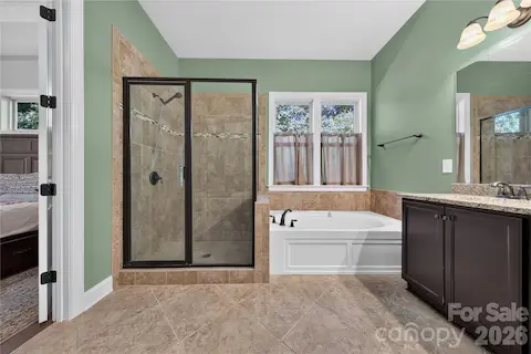 Separate Garden Tub & Shower