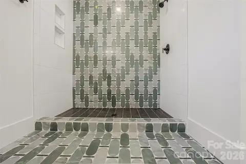 Representative photo of a completed home with the same floorplan. Photos do not reflect the exact finishes.