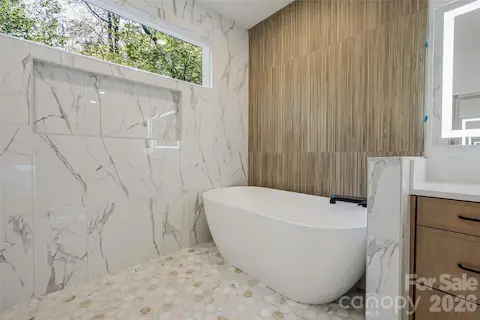 Representative photo of a completed home with the same floorplan. Photos do not reflect the exact finishes.