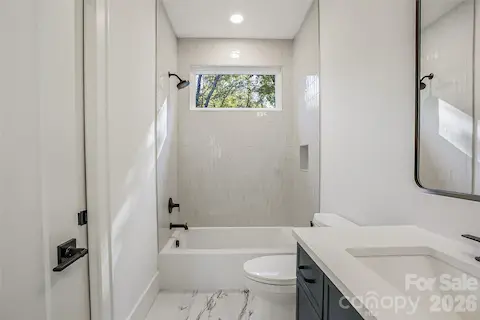 Representative photo of a completed home with the same floorplan. Photos do not reflect the exact finishes.
