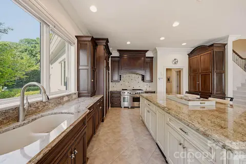 Chef's Kitchen