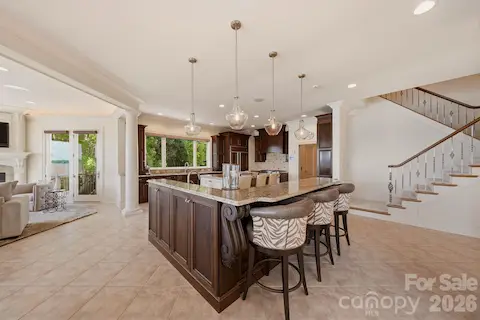 Chef's Kitchen