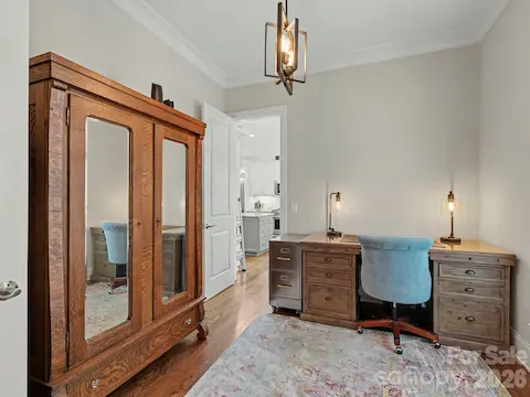 Dining room/office
