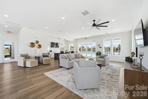 Amenity Clubhouse