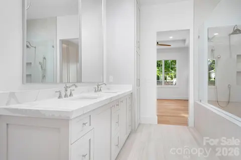 Quartz countertops