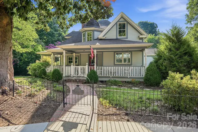 519 South Street, Davidson, NC