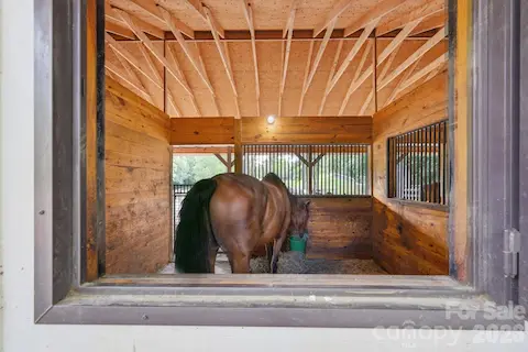 Stall mats, large exterior windows, great cross breezes