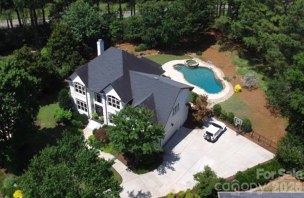 18719 Cannon Crossing Way, Davidson, NC
