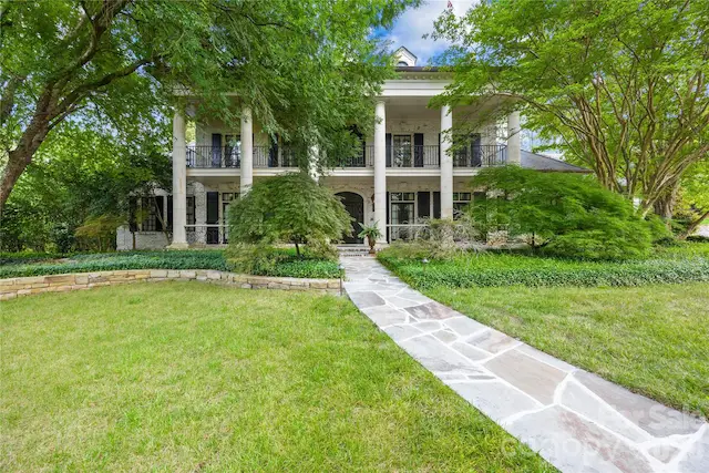 4523 Fox Brook Lane, Charlotte, NC