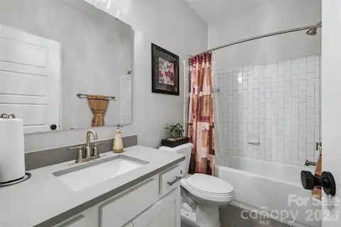 Full Bath2