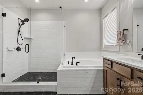Primary Bath Frameless showeer