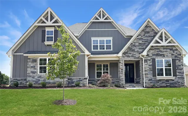 250 Colton Place NE, Concord, NC